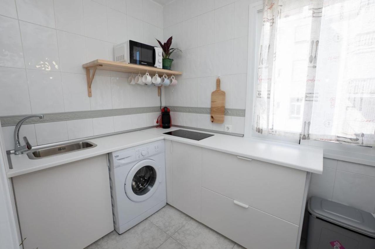Appartement Delfin 5-8 Menyber à Nerja Extérieur photo